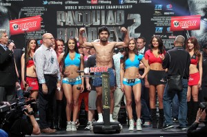 Pacquiao_Bradley_weighin_140411_006a