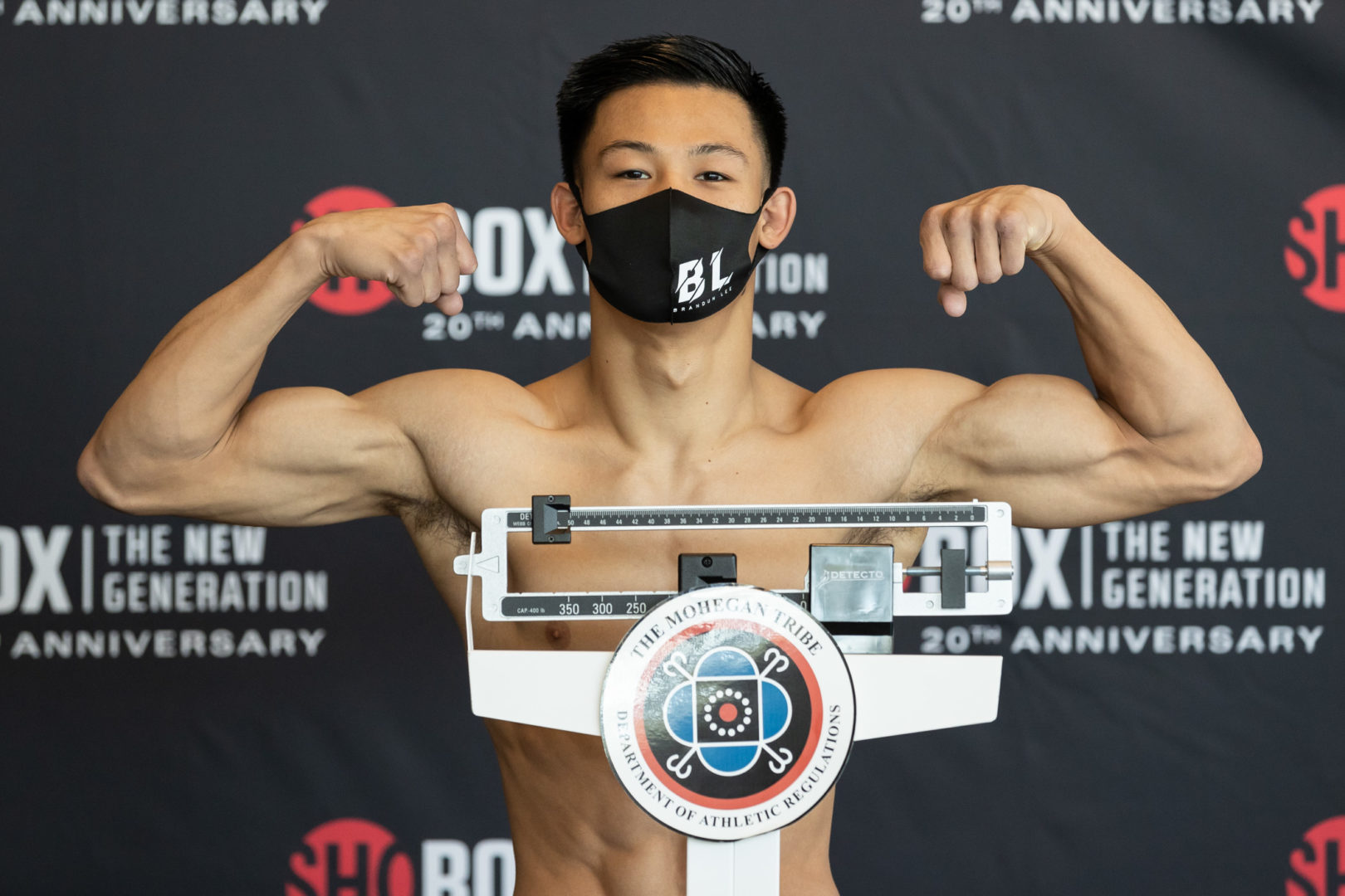 Lee stops Teah in 3 Boxing News Boxing, UFC and MMA News, Fight